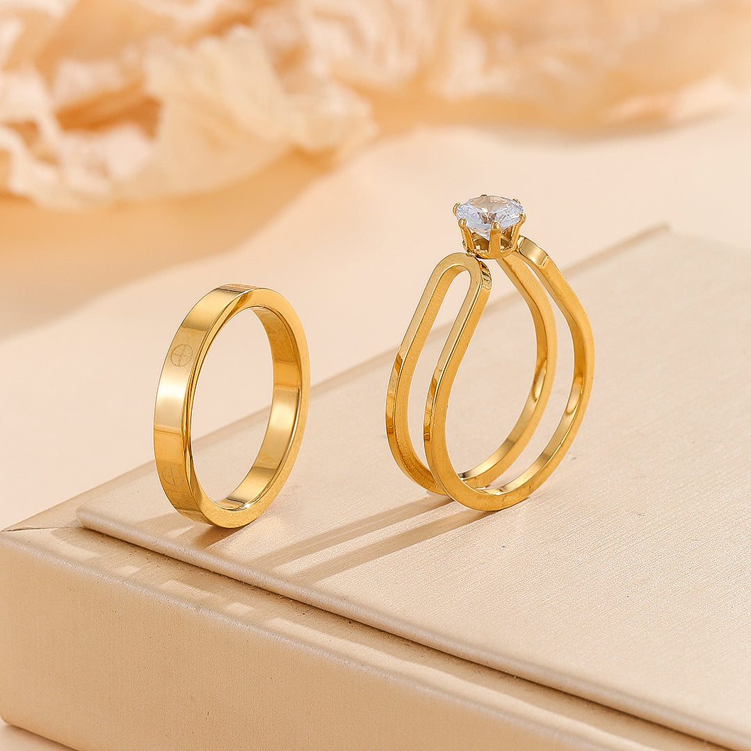 M.E.® Elegant Golden Dou Halo Ring